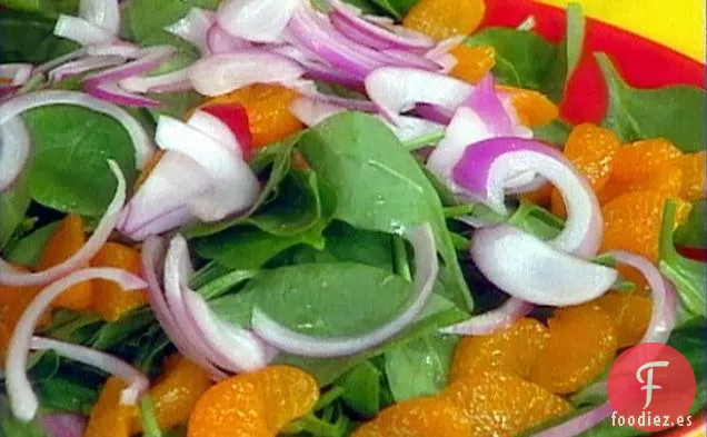 Ensalada de Espinacas Baby con Mandarina y Cebolla Morada