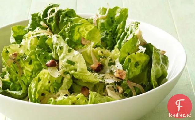 Ensalada Tibia De Lechuga Con Mantequilla Y Avellanas