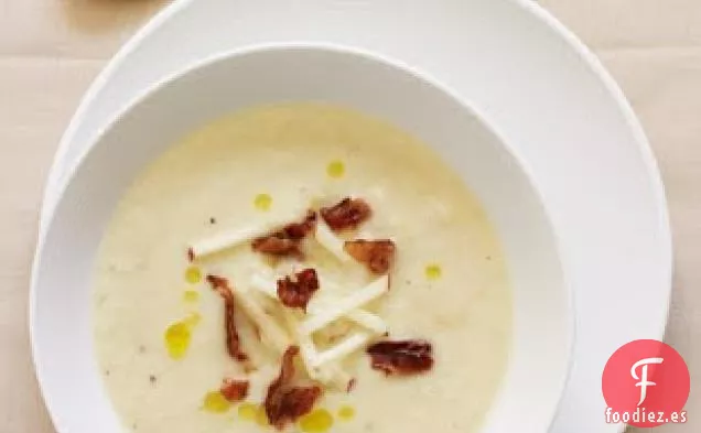 Sopa de Raíz de Apio