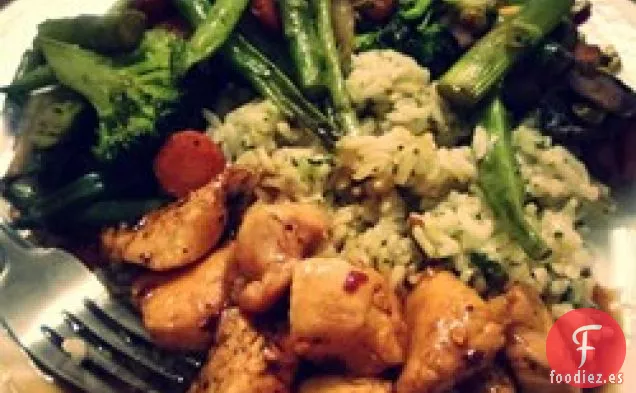 Pollo con Lima y Chile Dulce con Cuscús de Cilantro