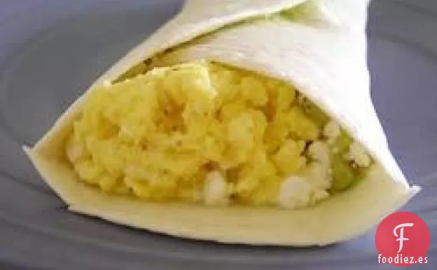 Burrito de Desayuno Fácil con Huevo y Aguacate