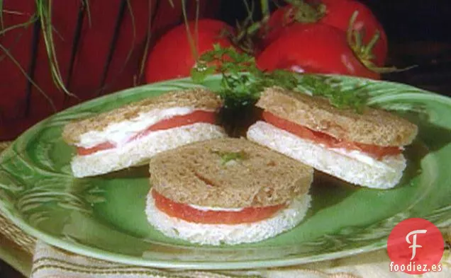 Sándwich de Tomate con Perejil o Albahaca