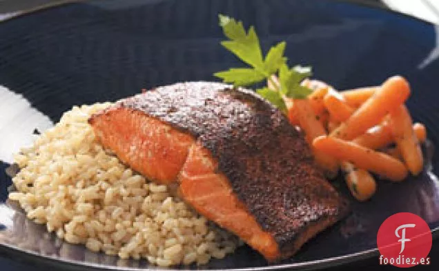 Salmón con Chile Chamuscado a la Sartén