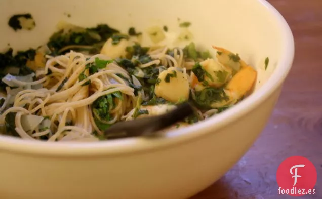 Cabello De Ángel Con Ajo Y Mariscos