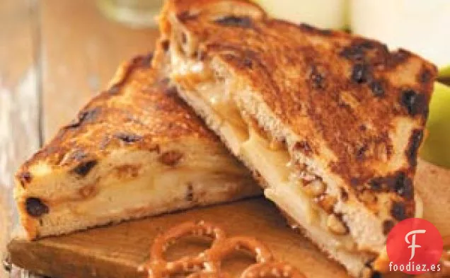 Queso a la Parrilla con Canela y Manzana