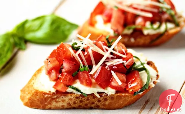 Bruschetta de Ajo y Tomate Asado