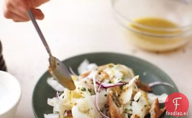 Ensalada de Raíz de Apio Afeitada