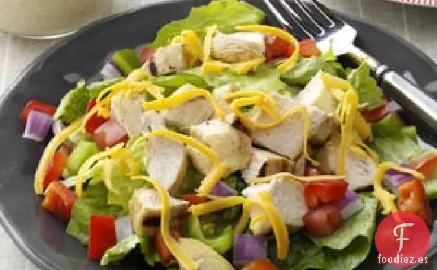 Pollo a la Parrilla sobre Verduras con Aderezo Cítrico