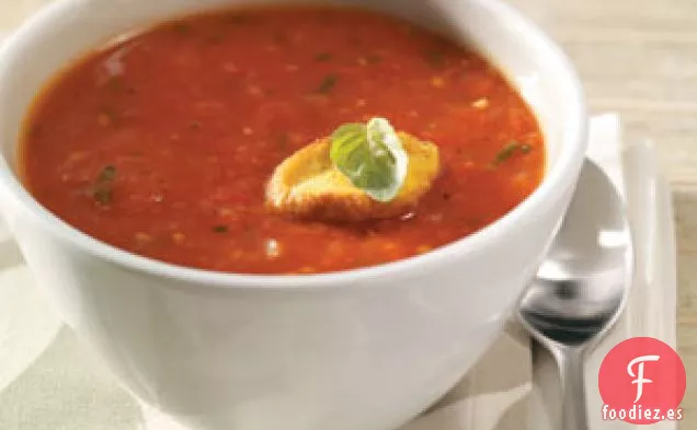 Sopa de Tomate Asado con Albahaca Fresca para 2