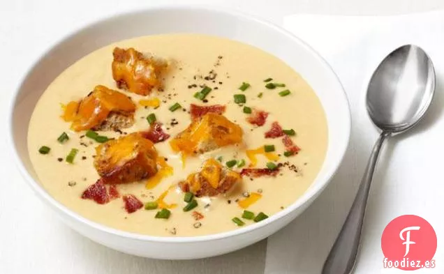 Sopa De Manzana Y Queso Cheddar Con Tocino