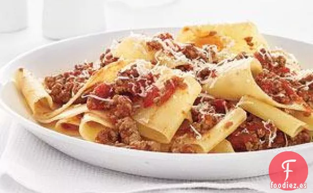 Pappardelle Con Salsa De Carne Picante