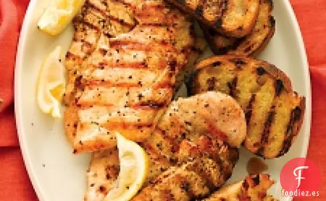 Pollo Al Limón A La Parrilla Con Pan De Ajo