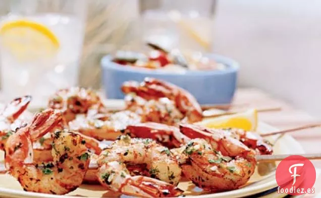 Brochetas de Camarones con Limón Y Ajo