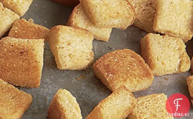 Croutones de mantequilla de ajo