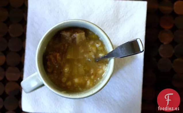 Sopa De Ternera, Puerro Y Cebada