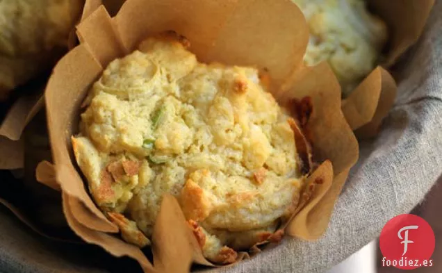 Muffins De Queso Cheddar Y Puerros