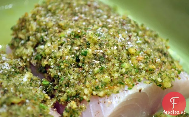 Mahi Mahi con Costra de Hierbas y Nueces