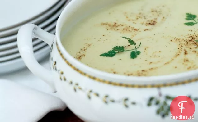 Sopa Cremosa de Puerros y Patatas