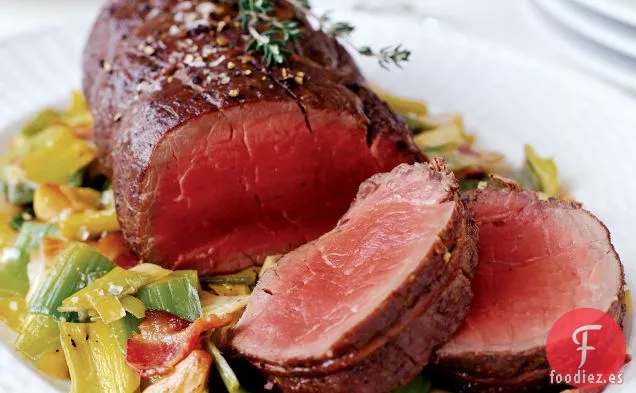 Solomillo de Ternera con Tocino y Crema de Puerros