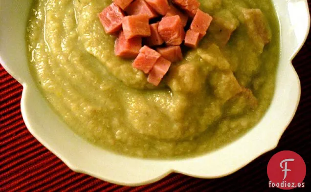 Sopa De Puerros Y Frijoles De Mantequilla Con Jamón