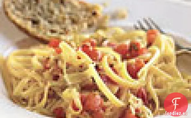 Linguini con Puerro Picante y Salsa de Tomate