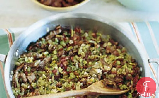 Relleno De Porcini, Castañas Y Salchichas