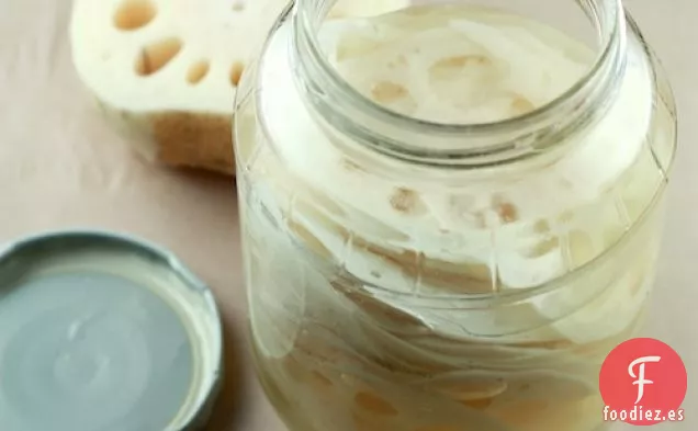 Raíz de Loto en Escabeche