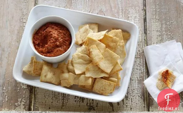 Dip de pimiento rojo asado y nueces