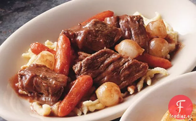 Carne de Res Estofada y Cebollas
