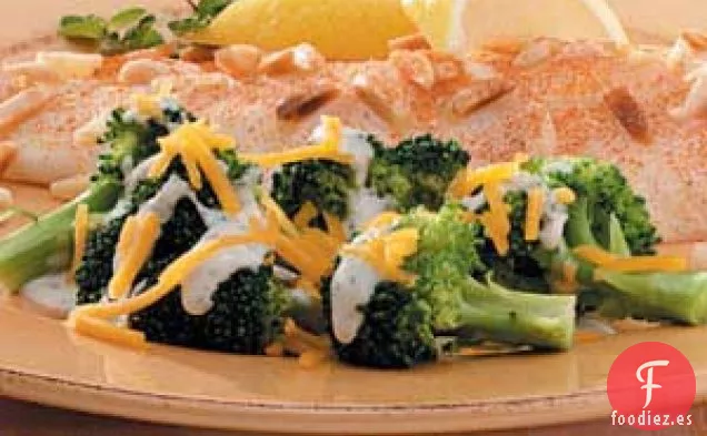 Brócoli cremoso con queso cheddar