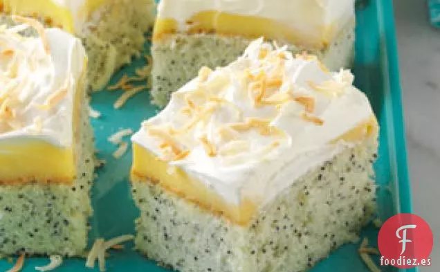 Pastel de coco y semillas de amapola