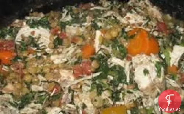 Delicioso guiso de pollo y verduras