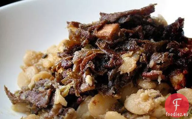Frijoles De Mantequilla De Florida Con Cebolla Caramelizada Y Tocino