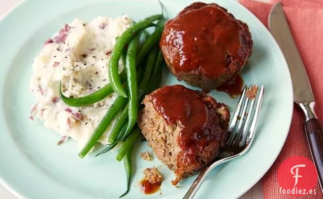 Muffins de pastel de carne con salsa barbacoa