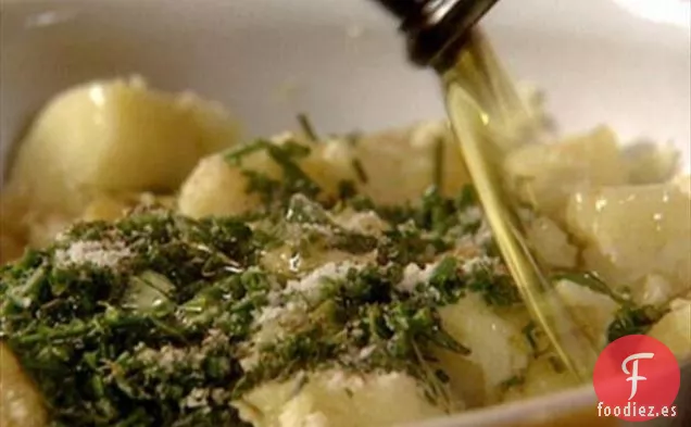 Patatas machacadas con aceite de limón
