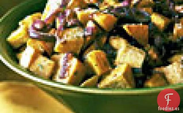 Batatas Asadas Y Cebollas Con Romero Y Parmesano