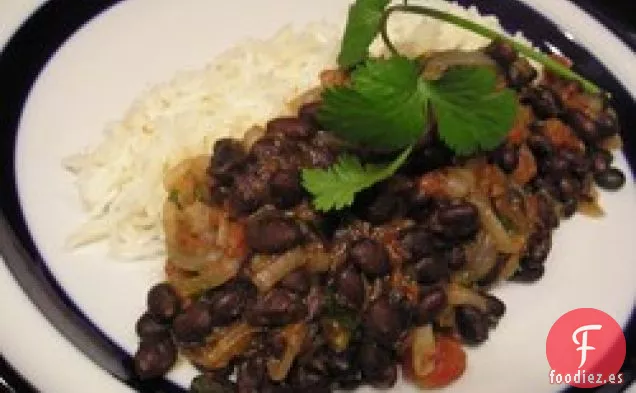 Frijoles negros dulces y picantes de Robin