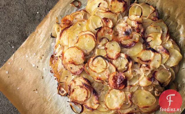 Galette De patata Con Grasa De pato Con Alcaravea Y Cebolla Dulce