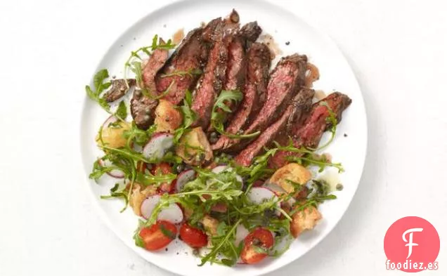 Filete De Falda Con Ensalada De Rúcula