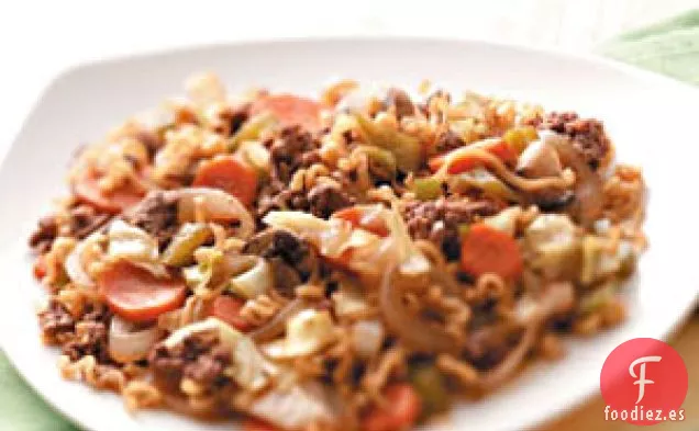 Sartén De Carne Con Ramen Y Verduras