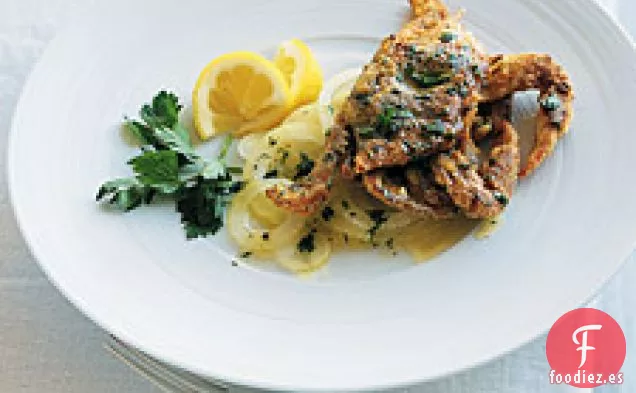 Cangrejos De cáscara Blanda Con Cebolla Dulce En Rodajas