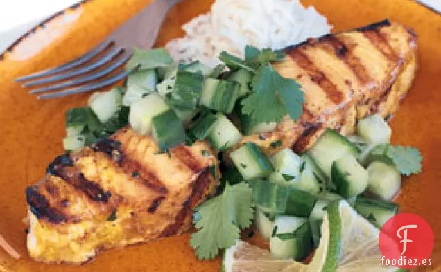 Pescado con Especias Indias y Condimento de Pepino