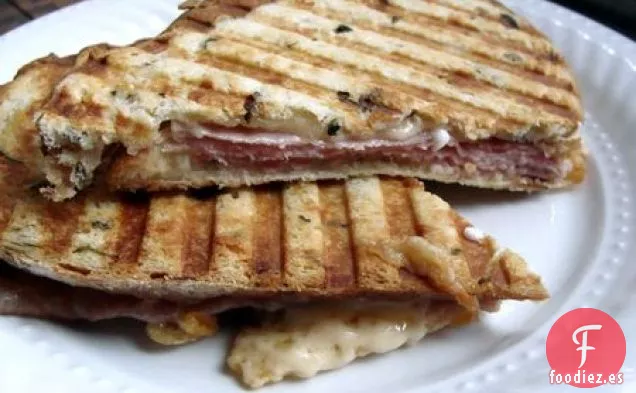 Bollo de Parmesano y Cebolleta