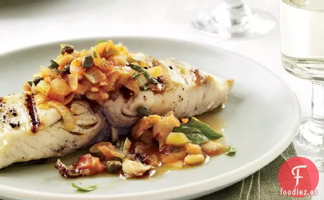 Pescado a la Parrilla con Caponata de Alcachofa
