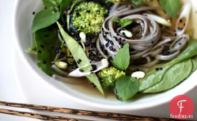 Tazón de Fideos Pho Fragante