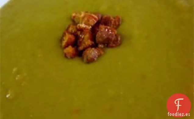 Sopa de guisantes partidos con panceta de cerdo