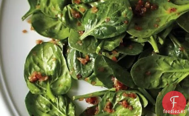 Ensalada De Espinacas Marchitas Con Chalotes Caramelizados