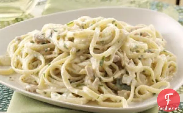 Linguini cremoso de almejas