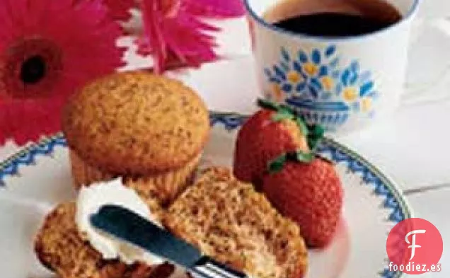 Muffins de semillas de amapola y melocotón