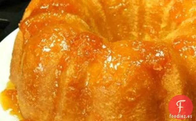 Bizcocho de brandy de albaricoque y aguardiente de melocotón